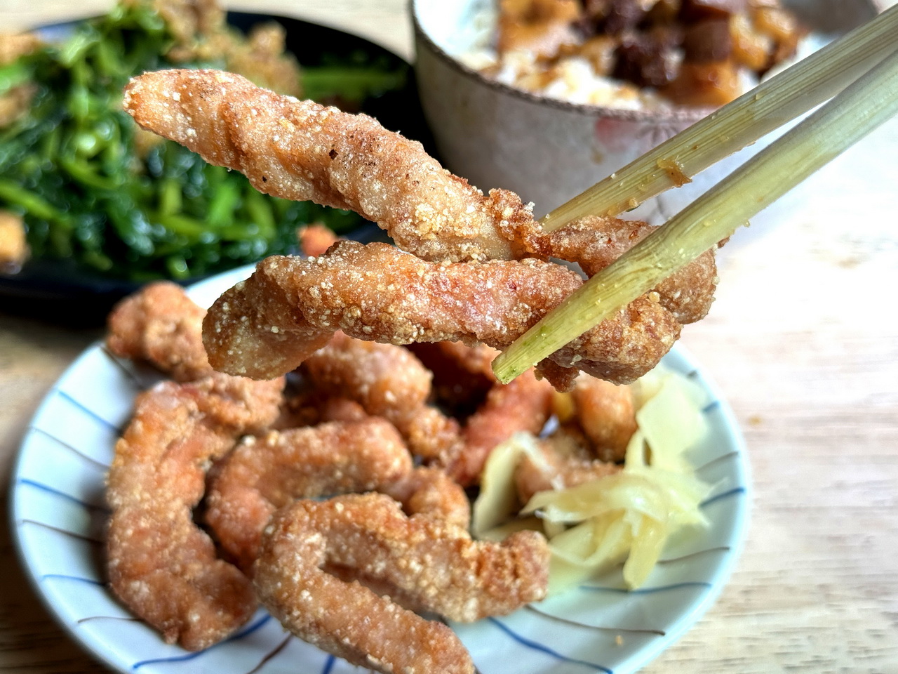 【食谷飯堂】台中超強魯肉飯,隱藏在勤美附近,傳統手工魯肉超好吃,肥肥的超邪惡,平價美味老店 @猴屁的異想世界 【食谷飯堂】台中超強魯肉飯,隱藏在勤美附近,傳統手工魯肉超好吃,肥肥的超邪惡,平價美味老店 @猴屁的異想世界