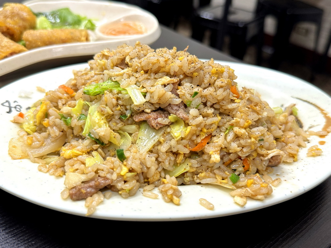【佳華越南美食】西屯區超人氣越南料理,炒飯超級好吃,每天都在排隊 @猴屁的異想世界 【佳華越南美食】西屯區超人氣越南料理,炒飯超級好吃,每天都在排隊 @猴屁的異想世界