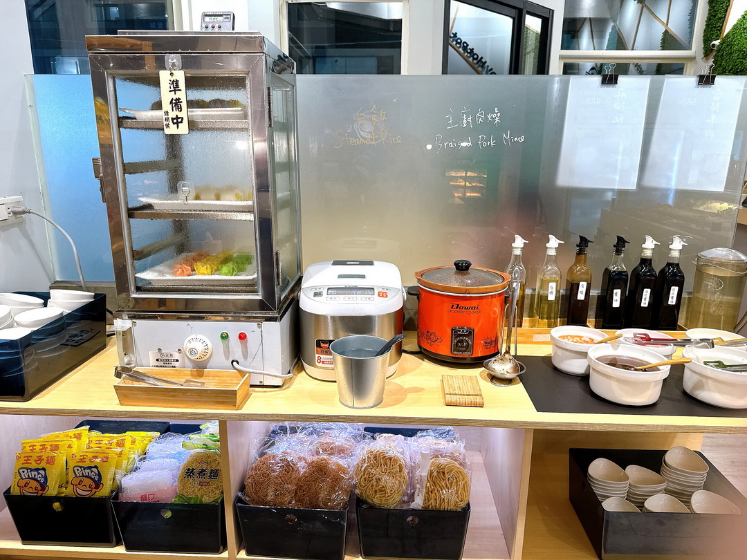 【饗點鍋台中文心店】台中火鍋自助吧吃到飽388元起,超浮誇35盎司大胃王肉盤超壯觀 @猴屁的異想世界 【饗點鍋台中文心店】台中火鍋自助吧吃到飽388元起,超浮誇35盎司大胃王肉盤超壯觀 @猴屁的異想世界