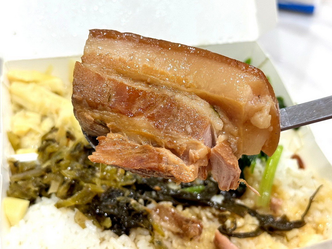 【陳明統爌肉飯】台中50年老店,米其林必比登推薦爌肉飯,從小吃到大的美味 @猴屁的異想世界 【陳明統爌肉飯】台中50年老店,米其林必比登推薦爌肉飯,從小吃到大的美味 @猴屁的異想世界
