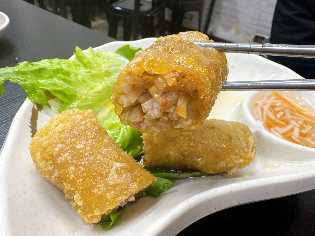 【佳華越南美食】西屯區超人氣越南料理,炒飯超級好吃,每天都在排隊 @猴屁的異想世界 【佳華越南美食】西屯區超人氣越南料理,炒飯超級好吃,每天都在排隊 @猴屁的異想世界