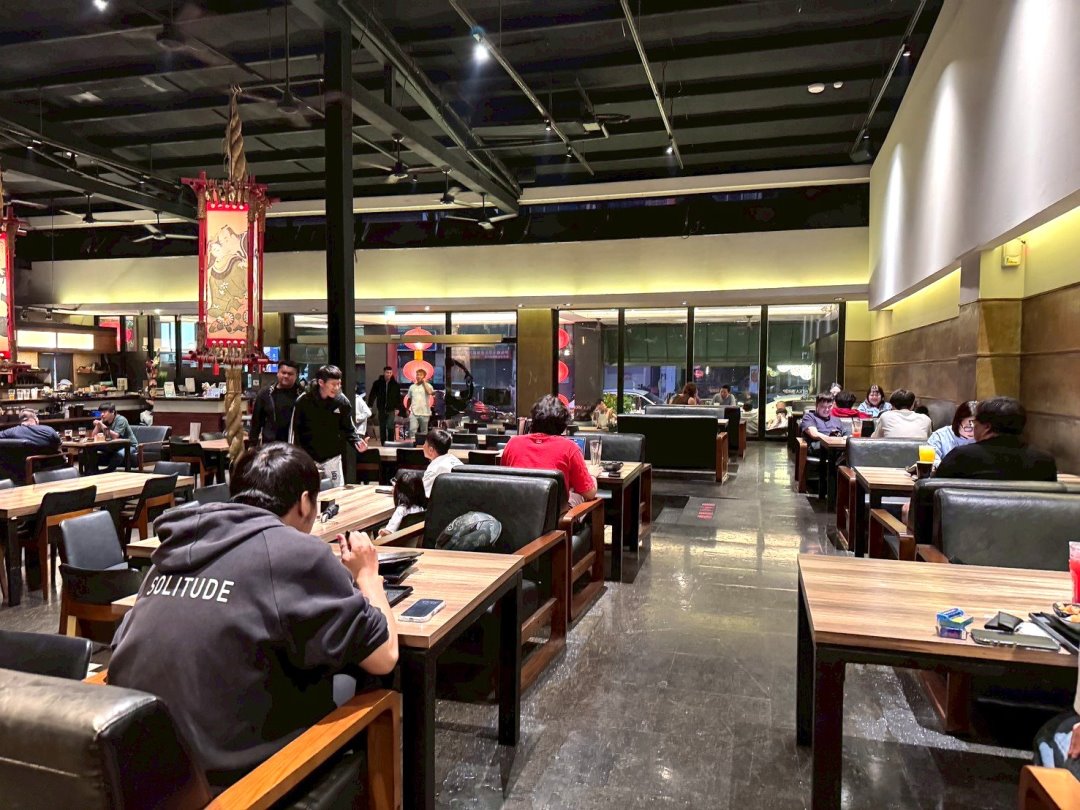 阿Q茶舍|台中不限時24小時泡沫紅茶店,火鍋、簡餐都很出色,有免費停車場,吃宵夜的好地方 @猴屁的異想世界 阿Q茶舍|台中不限時24小時泡沫紅茶店,火鍋、簡餐都很出色,有免費停車場,吃宵夜的好地方 @猴屁的異想世界