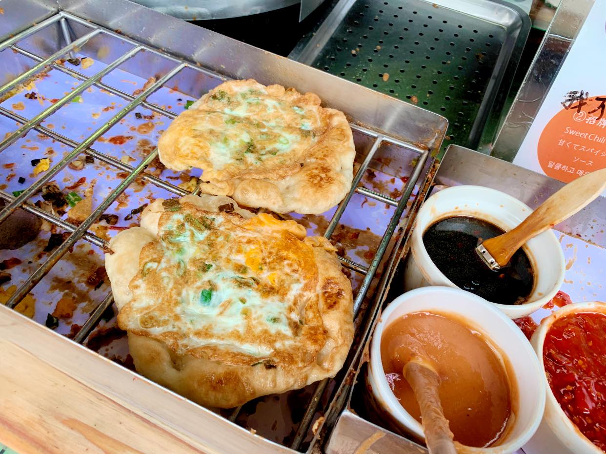 【柯氏蔥油餅】食尚玩家激推排隊名店,人氣蔥油餅必吃,宜蘭礁溪美食推薦 @猴屁的異想世界 【柯氏蔥油餅】食尚玩家激推排隊名店,人氣蔥油餅必吃,宜蘭礁溪美食推薦 @猴屁的異想世界