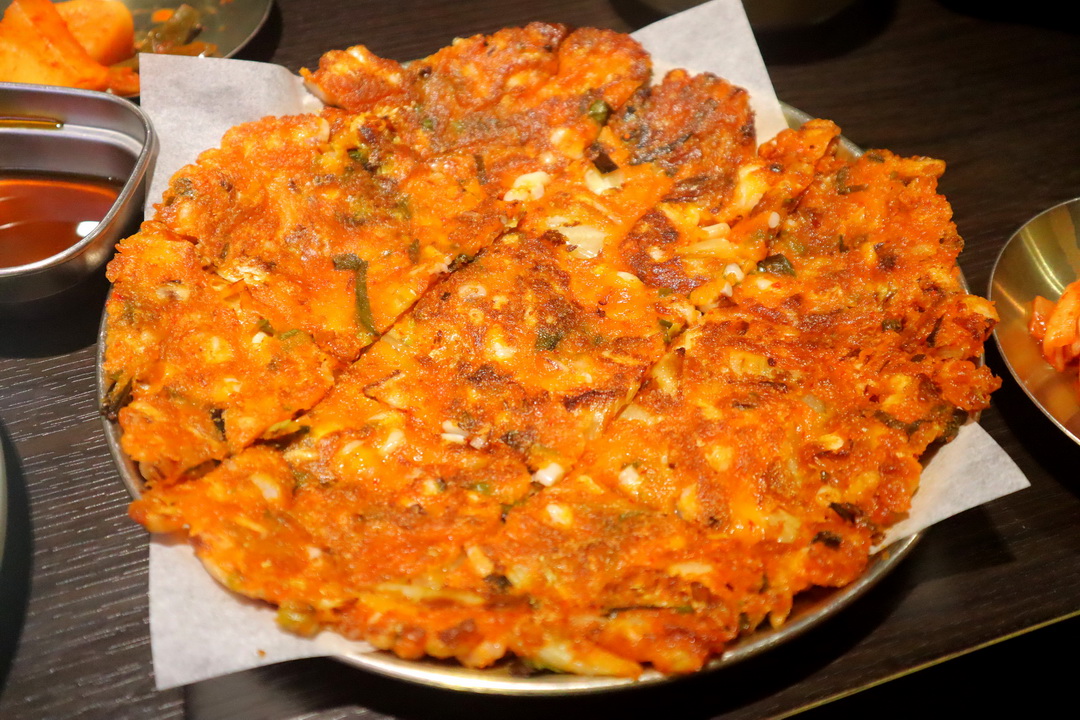 【延南家韓式豬肉湯飯】台中南屯人氣韓式料理推薦,血腸湯飯、雪濃湯、菜包肉必吃,小菜吃到飽超佛心! @猴屁的異想世界 【延南家韓式豬肉湯飯】台中南屯人氣韓式料理推薦,血腸湯飯、雪濃湯、菜包肉必吃,小菜吃到飽超佛心! @猴屁的異想世界