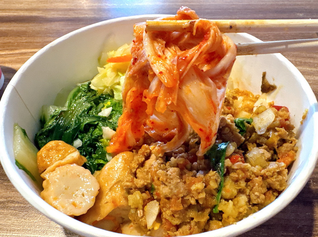 【粗飽烤肉飯逢甲店】招牌烤肉飯只要100元,內用飲料熱湯無限暢飲,台中高CP值烤肉便當! @猴屁的異想世界 【粗飽烤肉飯逢甲店】招牌烤肉飯只要100元,內用飲料熱湯無限暢飲,台中高CP值烤肉便當! @猴屁的異想世界