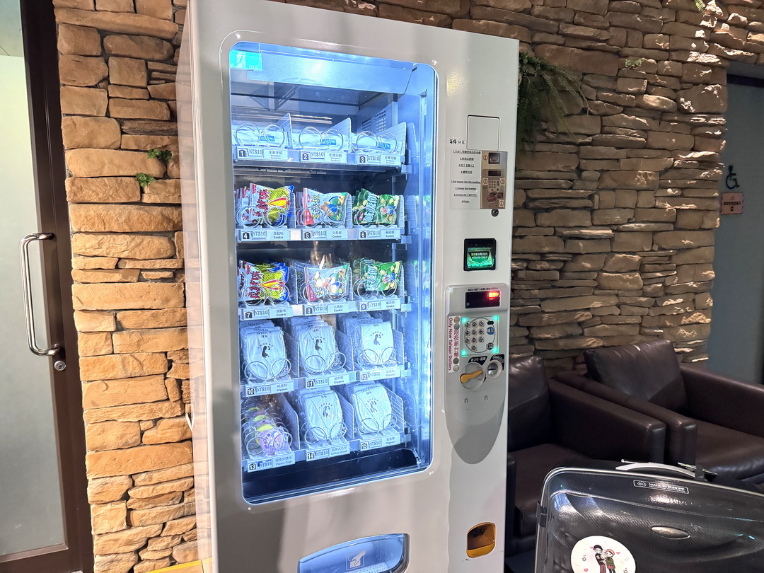 藍水輕旅|桃園高鐵平價住宿推薦,附免費送機、宵夜餐包飲品吃到飽 @猴屁的異想世界 藍水輕旅|桃園高鐵平價住宿推薦,附免費送機、宵夜餐包飲品吃到飽 @猴屁的異想世界