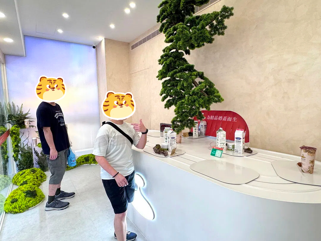 【語林萃精品奶蓋專賣店】台中最強奶蓋推薦!用奶油界愛馬仕打造精品飲品,開幕送保溫袋+折價券攻略 @猴屁的異想世界 【語林萃精品奶蓋專賣店】台中最強奶蓋推薦!用奶油界愛馬仕打造精品飲品,開幕送保溫袋+折價券攻略 @猴屁的異想世界