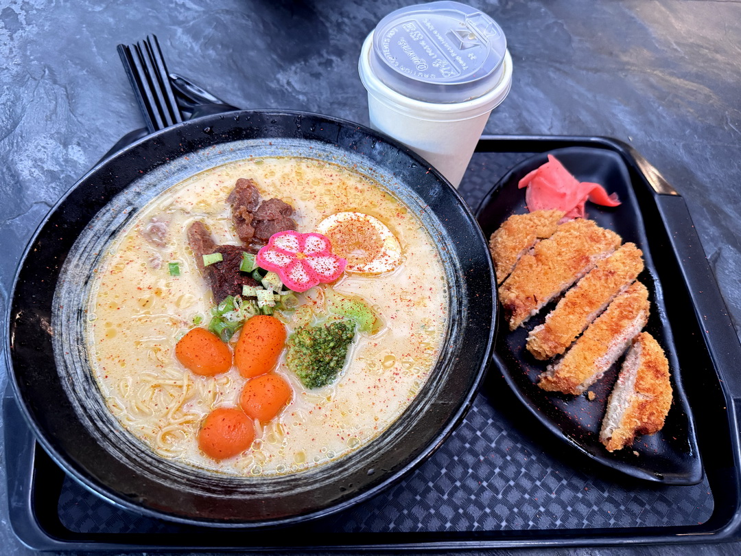【南投美食】九族文化村裡竟然有拉麵店!神石亭拉麵好吃嗎?牛肉拉麵附咖啡超划算 @猴屁的異想世界 【南投美食】九族文化村裡竟然有拉麵店!神石亭拉麵好吃嗎?牛肉拉麵附咖啡超划算 @猴屁的異想世界