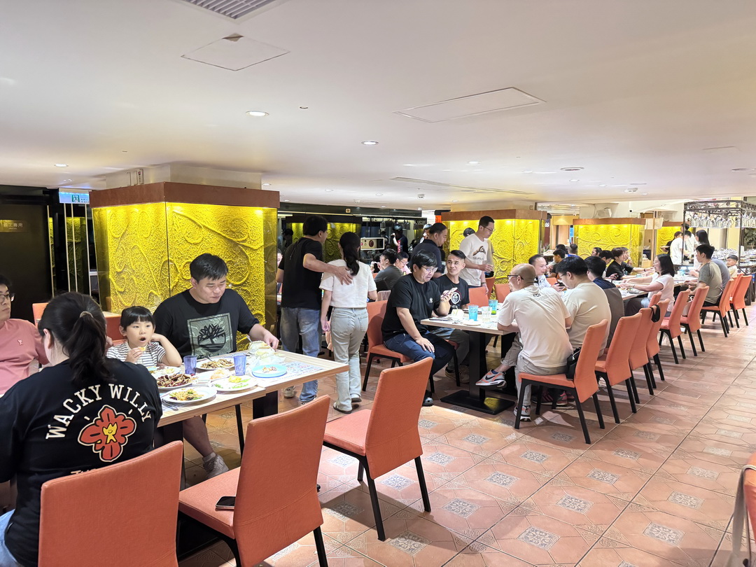 台中清新溫泉飯店|新采自助百匯,泰國蝦吃到飽吃起來,6/7-6/30期間限定 @猴屁的異想世界 台中清新溫泉飯店|新采自助百匯,泰國蝦吃到飽吃起來,6/7-6/30期間限定 @猴屁的異想世界