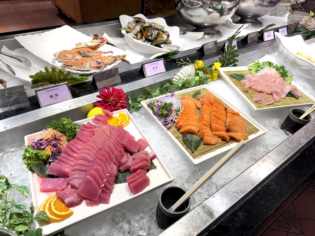台中清新溫泉飯店|新采自助百匯,泰國蝦吃到飽吃起來,6/7-6/30期間限定 @猴屁的異想世界 台中清新溫泉飯店|新采自助百匯,泰國蝦吃到飽吃起來,6/7-6/30期間限定 @猴屁的異想世界