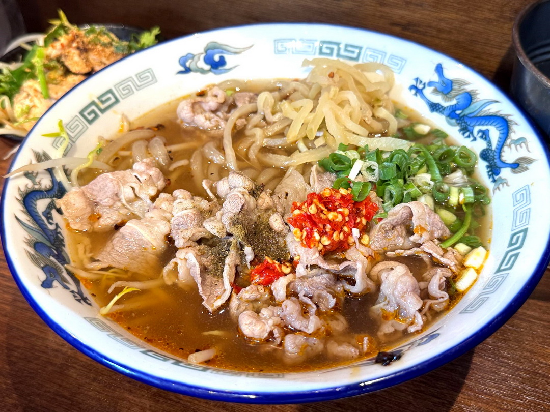 【老棠酸辣粉】台中酸辣粉推薦,麻辣燙串串只要13元!必吃牛肉酸辣粉、口水雞、蒜泥白肉超夠味 @猴屁的異想世界 【老棠酸辣粉】台中酸辣粉推薦,麻辣燙串串只要13元!必吃牛肉酸辣粉、口水雞、蒜泥白肉超夠味 @猴屁的異想世界