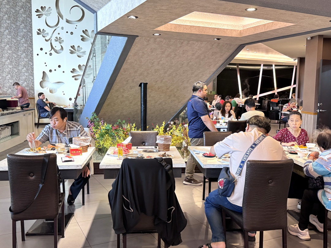 【羽葉麻辣火鍋三重都會館】只要539元起就能爽吃海陸鍋物自助百匯!壽星、長輩還有優惠! @猴屁的異想世界 【羽葉麻辣火鍋三重都會館】只要539元起就能爽吃海陸鍋物自助百匯!壽星、長輩還有優惠! @猴屁的異想世界