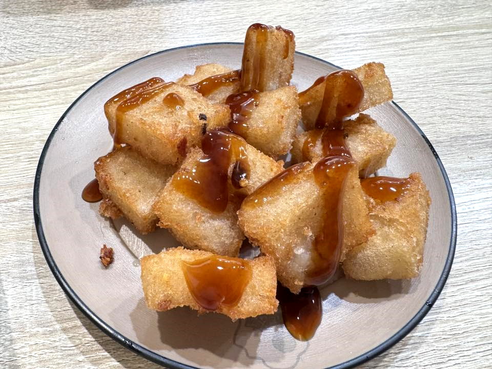 【早到晚到台中逢甲店】夜貓族宵夜天堂!必吃超濃郁新加坡叻沙意麵,還有芋泥蛋餅 @猴屁的異想世界 【早到晚到台中逢甲店】夜貓族宵夜天堂!必吃超濃郁新加坡叻沙意麵,還有芋泥蛋餅 @猴屁的異想世界