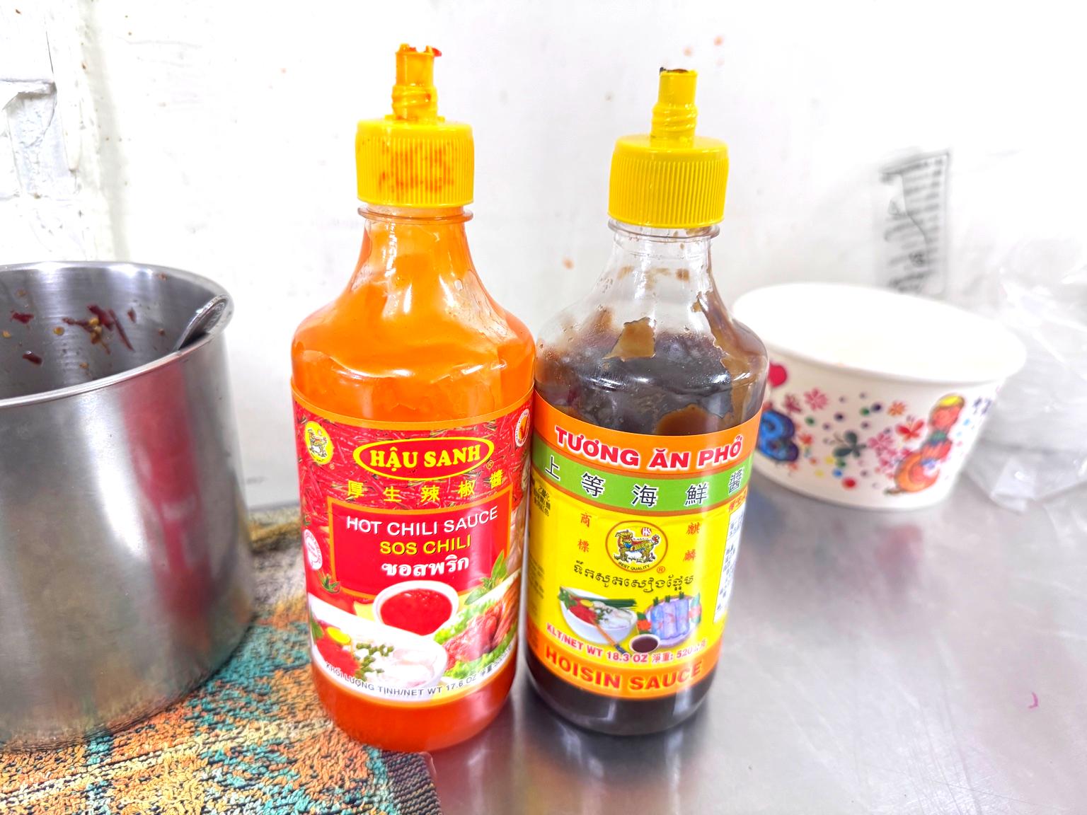 【玉蝶小吃】台中宵夜推薦!腿庫飯超入味、皮蛋豆腐清爽開胃(附菜單) @猴屁的異想世界 【玉蝶小吃】台中宵夜推薦!腿庫飯超入味、皮蛋豆腐清爽開胃(附菜單) @猴屁的異想世界
