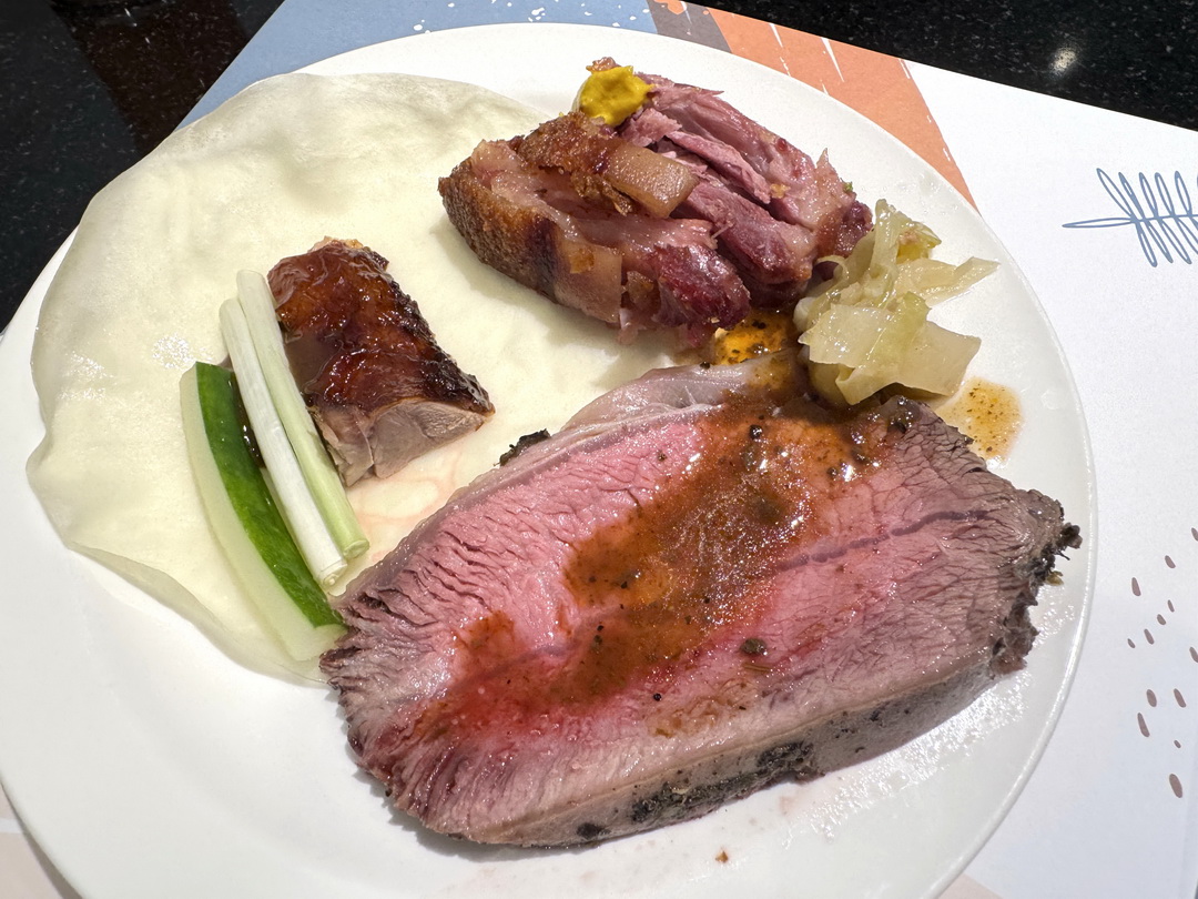 【新竹老爺酒店Le Café自助餐】氣派裝潢高質感Buffet,必吃爐烤牛排、生魚片、哈根達斯! @猴屁的異想世界 【新竹老爺酒店Le Café自助餐】氣派裝潢高質感Buffet,必吃爐烤牛排、生魚片、哈根達斯! @猴屁的異想世界