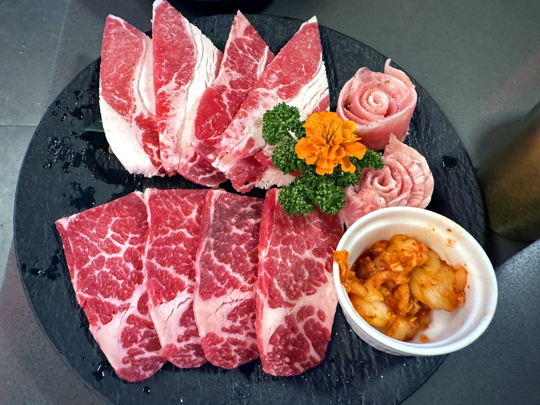 【紅桧燒肉鍋物】太平高質感單點燒肉,火鍋料自助吧吃到飽+調酒喝到飽 @猴屁的異想世界 【紅桧燒肉鍋物】太平高質感單點燒肉,火鍋料自助吧吃到飽+調酒喝到飽 @猴屁的異想世界