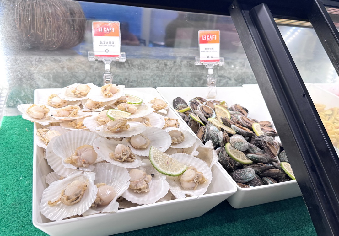 【新竹老爺酒店Le Café自助餐】氣派裝潢高質感Buffet,必吃爐烤牛排、生魚片、哈根達斯! @猴屁的異想世界 【新竹老爺酒店Le Café自助餐】氣派裝潢高質感Buffet,必吃爐烤牛排、生魚片、哈根達斯! @猴屁的異想世界