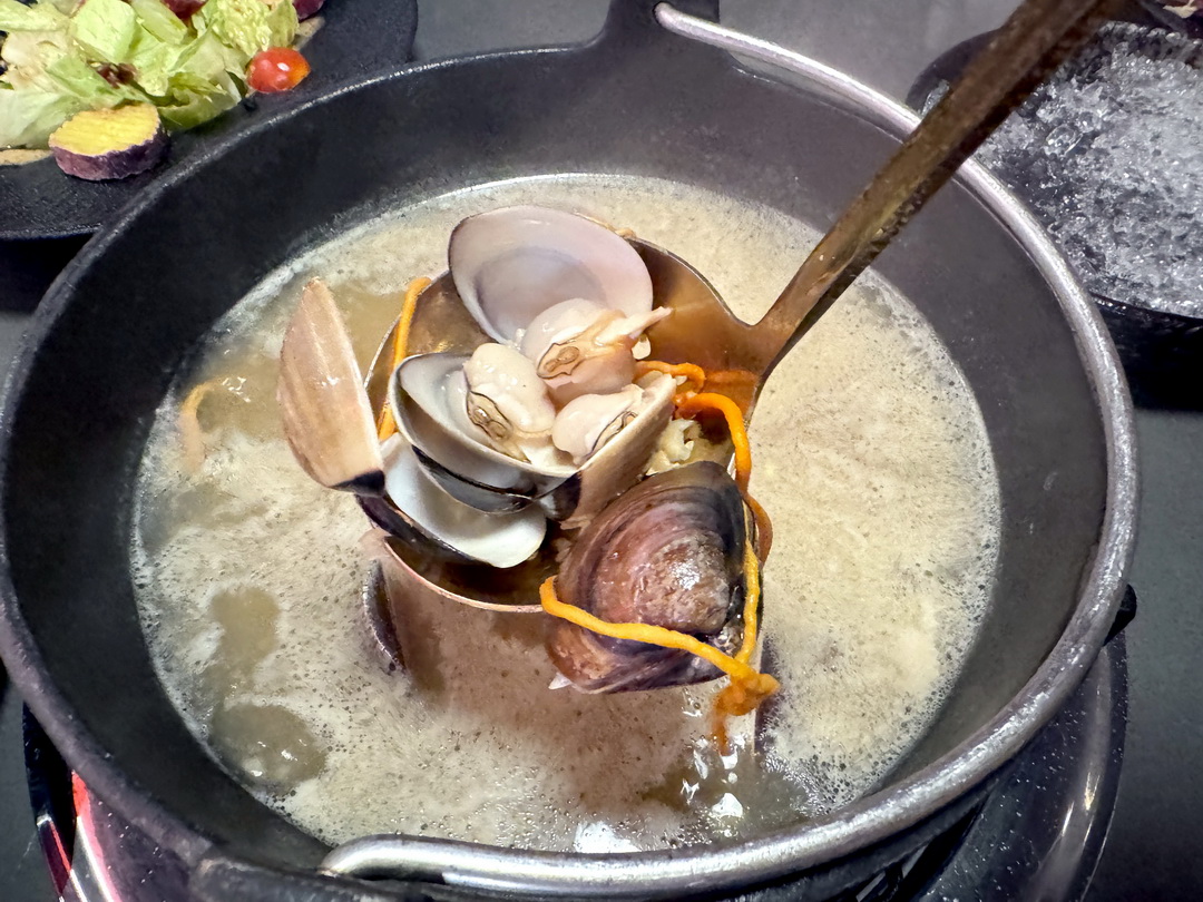 【紅桧燒肉鍋物】太平高質感單點燒肉,火鍋料自助吧吃到飽+調酒喝到飽 @猴屁的異想世界 【紅桧燒肉鍋物】太平高質感單點燒肉,火鍋料自助吧吃到飽+調酒喝到飽 @猴屁的異想世界