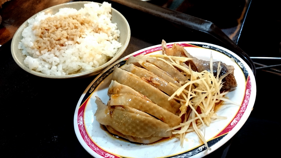 南機場夜市美食|12間必吃人氣小吃推薦,米其林必比登臭豆腐、蚵嗲、沙威瑪、滷肉飯、炸雞通通有 @猴屁的異想世界 南機場夜市美食|12間必吃人氣小吃推薦,米其林必比登臭豆腐、蚵嗲、沙威瑪、滷肉飯、炸雞通通有 @猴屁的異想世界