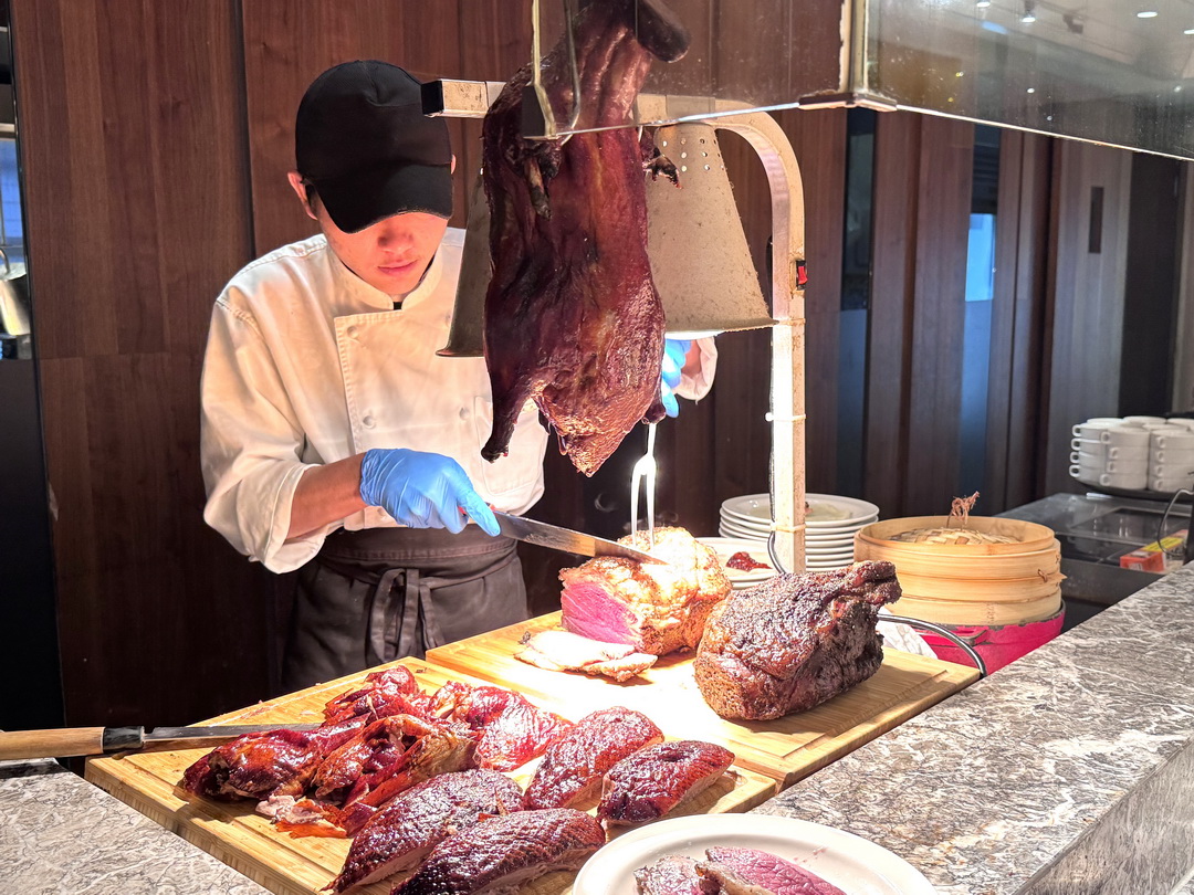 【新竹老爺酒店Le Café自助餐】氣派裝潢高質感Buffet,必吃爐烤牛排、生魚片、哈根達斯! @猴屁的異想世界 【新竹老爺酒店Le Café自助餐】氣派裝潢高質感Buffet,必吃爐烤牛排、生魚片、哈根達斯! @猴屁的異想世界