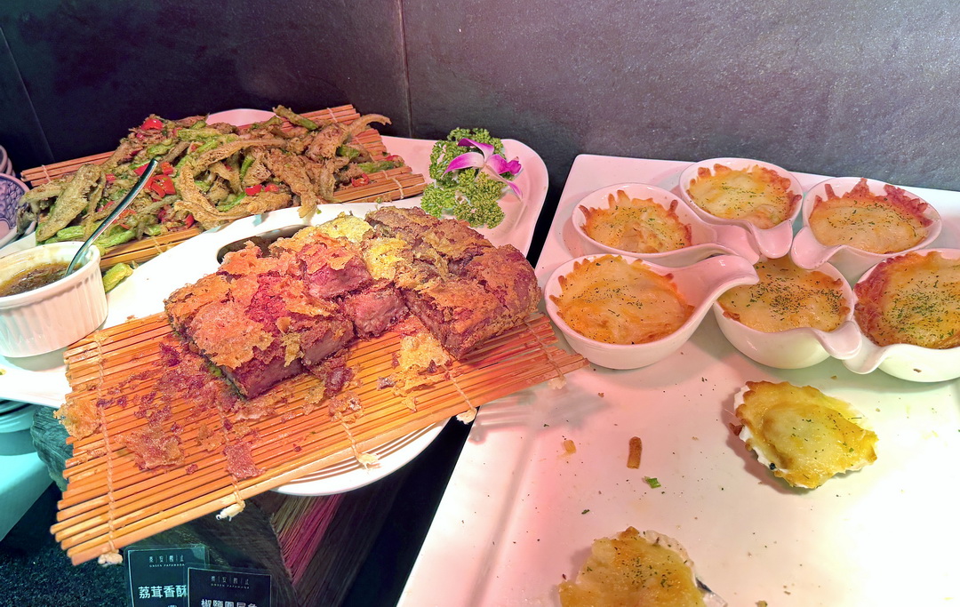 苗栗泰安觀止Buffet|晚餐自助餐菜色分享,螃蟹蝦子吃到飽、哈根達斯冰淇淋 @猴屁的異想世界 苗栗泰安觀止Buffet|晚餐自助餐菜色分享,螃蟹蝦子吃到飽、哈根達斯冰淇淋 @猴屁的異想世界
