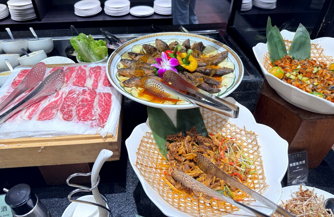 苗栗泰安觀止Buffet|晚餐自助餐菜色分享,螃蟹蝦子吃到飽、哈根達斯冰淇淋 @猴屁的異想世界 苗栗泰安觀止Buffet|晚餐自助餐菜色分享,螃蟹蝦子吃到飽、哈根達斯冰淇淋 @猴屁的異想世界