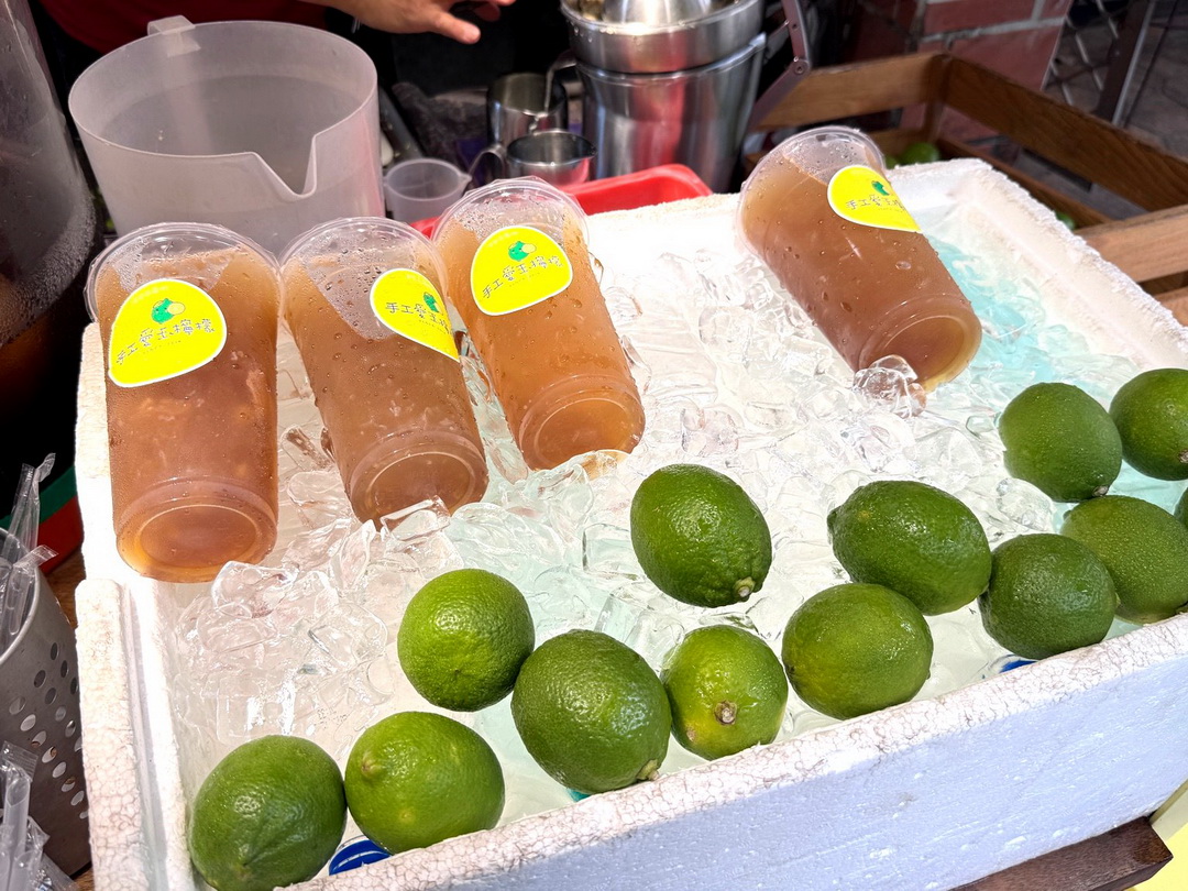 【苗栗美食】清安洗水坑豆腐街10大必吃小吃懶人包,臭豆腐、烤肉、麻糬一次滿足 @猴屁的異想世界 【苗栗美食】清安洗水坑豆腐街10大必吃小吃懶人包,臭豆腐、烤肉、麻糬一次滿足 @猴屁的異想世界