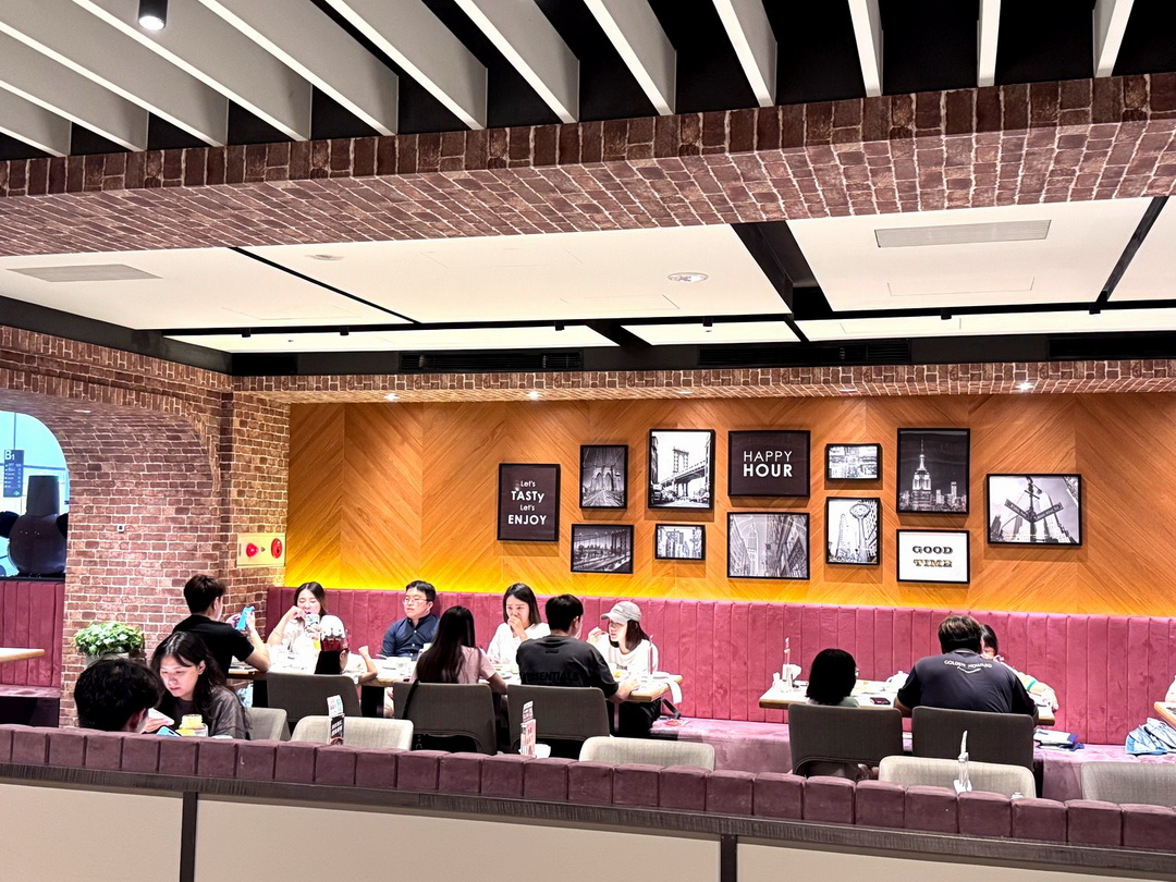 【西堤牛排台中文心家樂福店】台中聚餐慶生必吃推薦，西堤套餐完整介紹，壽星享88折優惠 @猴屁的異想世界