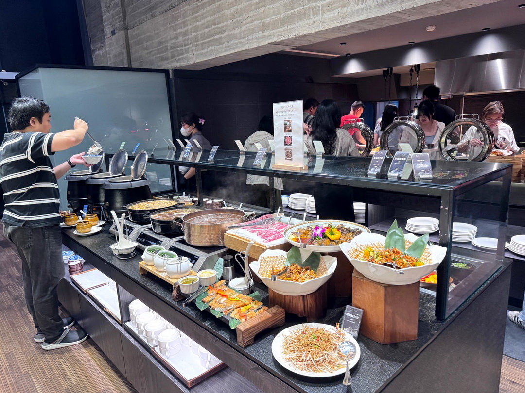 苗栗泰安觀止Buffet|晚餐自助餐菜色分享,螃蟹蝦子吃到飽、哈根達斯冰淇淋 @猴屁的異想世界 苗栗泰安觀止Buffet|晚餐自助餐菜色分享,螃蟹蝦子吃到飽、哈根達斯冰淇淋 @猴屁的異想世界