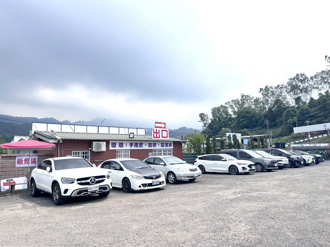 【苗栗景點】童萌農場|羊咩咩可以抱,狐獴、斑點駱馬、迷你豬,門票可折抵伴手禮 @猴屁的異想世界 【苗栗景點】童萌農場|羊咩咩可以抱,狐獴、斑點駱馬、迷你豬,門票可折抵伴手禮 @猴屁的異想世界