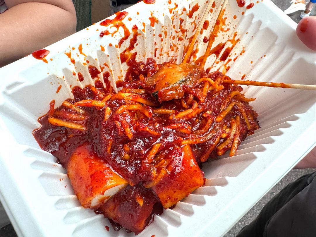 廣藏市場美食|姜家辣炒年糕,首爾必吃排隊小吃,超濃郁辣醬年糕必點! @猴屁的異想世界 廣藏市場美食|姜家辣炒年糕,首爾必吃排隊小吃,超濃郁辣醬年糕必點! @猴屁的異想世界