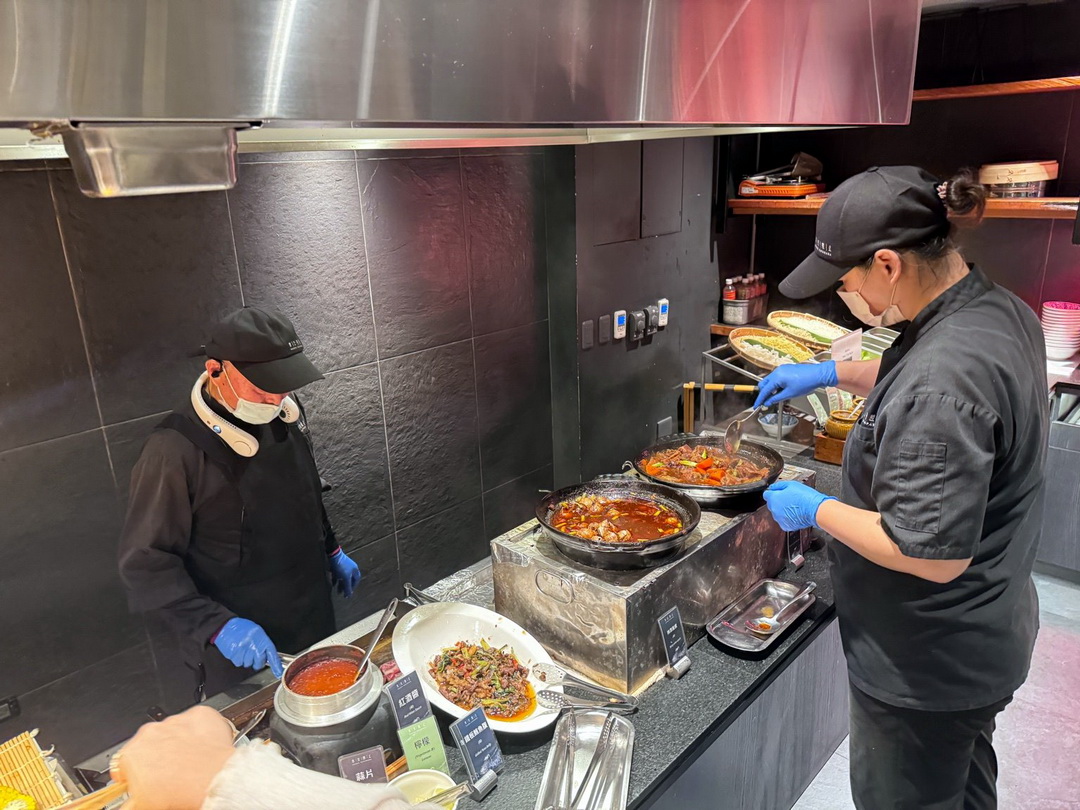 苗栗泰安觀止Buffet|晚餐自助餐菜色分享,螃蟹蝦子吃到飽、哈根達斯冰淇淋 @猴屁的異想世界 苗栗泰安觀止Buffet|晚餐自助餐菜色分享,螃蟹蝦子吃到飽、哈根達斯冰淇淋 @猴屁的異想世界