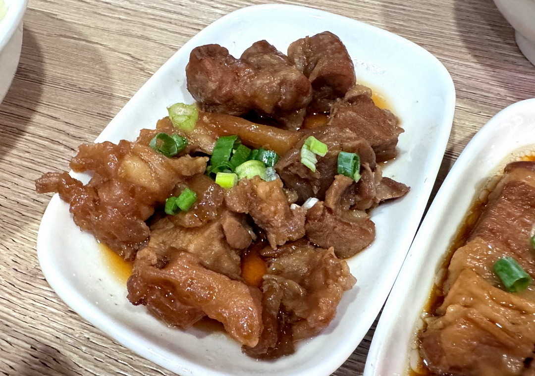 【弘記肉燥飯舖】高雄必吃米其林必比登推薦,連續4年上榜的超人氣肉燥飯! @猴屁的異想世界 【弘記肉燥飯舖】高雄必吃米其林必比登推薦,連續4年上榜的超人氣肉燥飯! @猴屁的異想世界