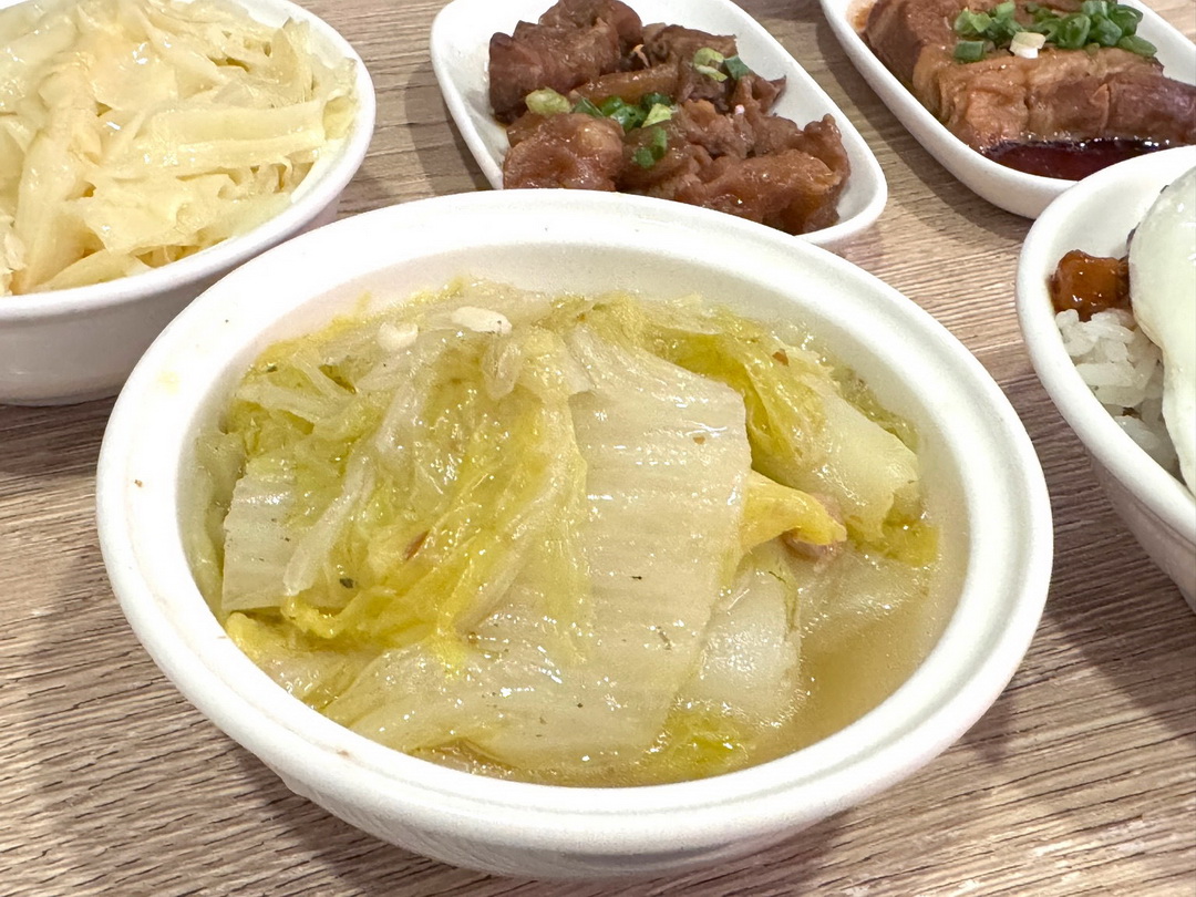 【弘記肉燥飯舖】高雄必吃米其林必比登推薦,連續4年上榜的超人氣肉燥飯! @猴屁的異想世界 【弘記肉燥飯舖】高雄必吃米其林必比登推薦,連續4年上榜的超人氣肉燥飯! @猴屁的異想世界