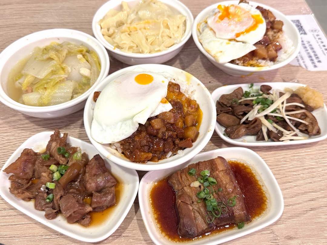 【弘記肉燥飯舖】高雄必吃米其林必比登推薦,連續4年上榜的超人氣肉燥飯! @猴屁的異想世界 【弘記肉燥飯舖】高雄必吃米其林必比登推薦,連續4年上榜的超人氣肉燥飯! @猴屁的異想世界