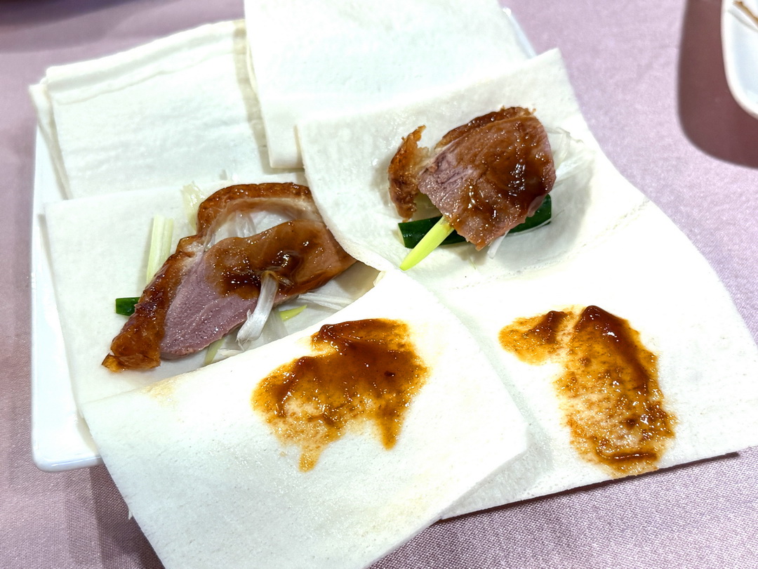 【台中金典酒店金園中餐廳】港式吃到飽推薦,粵菜港點現點現做,片皮鴨、蝦球、燒賣一次滿足 @猴屁的異想世界 【台中金典酒店金園中餐廳】港式吃到飽推薦,粵菜港點現點現做,片皮鴨、蝦球、燒賣一次滿足 @猴屁的異想世界