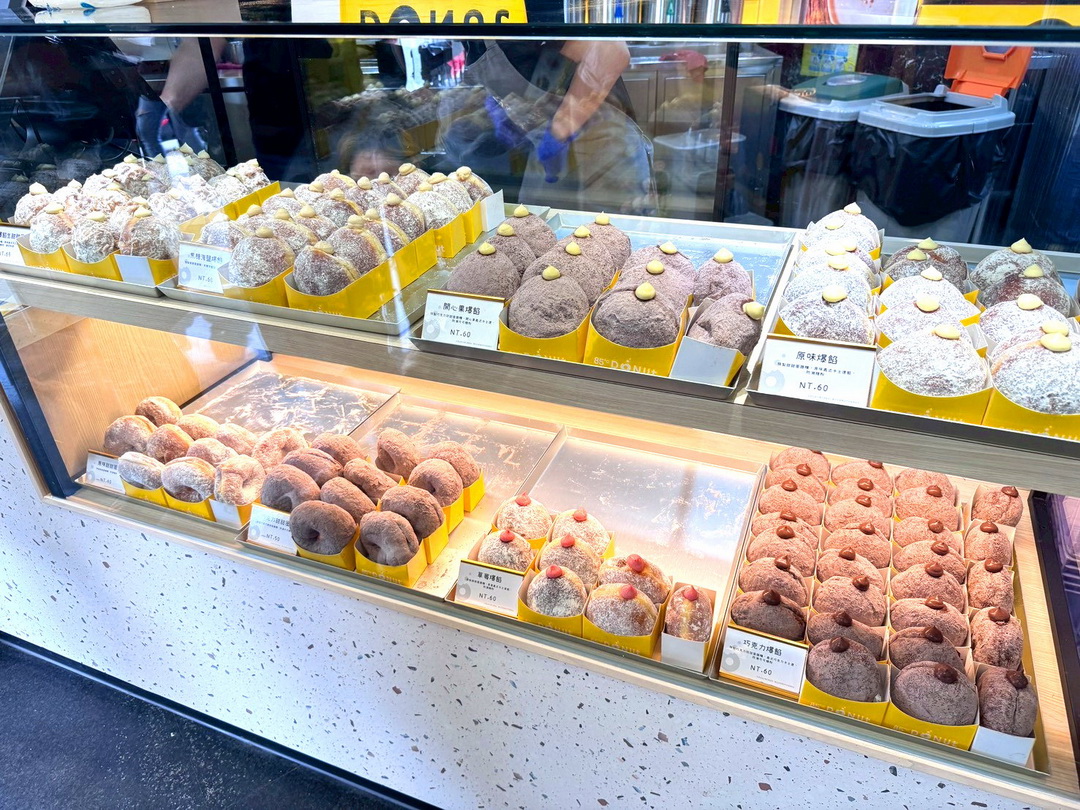 85度C逢甲店|台中85度C全新甜甜圈專門店,爆餡生甜甜圈超療癒,10/30試營運優惠開跑 @猴屁的異想世界 85度C逢甲店|台中85度C全新甜甜圈專門店,爆餡生甜甜圈超療癒,10/30試營運優惠開跑 @猴屁的異想世界