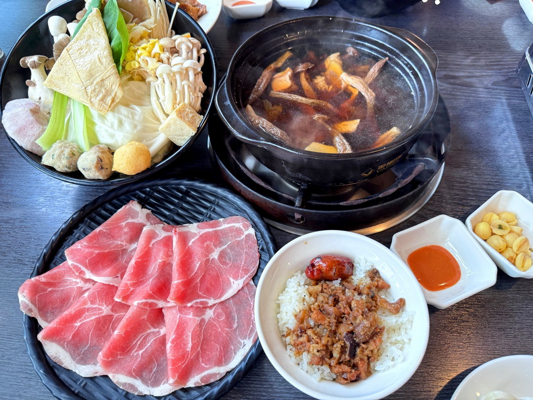 菇神新社店|台中新社人氣餐廳,米其林必比登連5年推薦,必吃香菇火鍋、炸菇、熱炒推薦 @猴屁的異想世界 菇神新社店|台中新社人氣餐廳,米其林必比登連5年推薦,必吃香菇火鍋、炸菇、熱炒推薦 @猴屁的異想世界