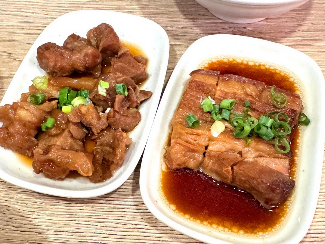 【弘記肉燥飯舖】高雄必吃米其林必比登推薦,連續4年上榜的超人氣肉燥飯! @猴屁的異想世界 【弘記肉燥飯舖】高雄必吃米其林必比登推薦,連續4年上榜的超人氣肉燥飯! @猴屁的異想世界