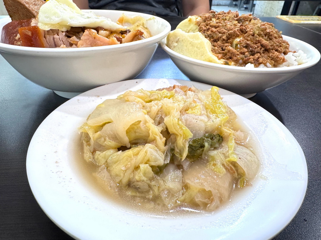 【君腿庫飯】高雄在地人激推腿庫飯老店,肥瘦剛好滷得超入味,蒸蛋飯滑嫩必點! @猴屁的異想世界 【君腿庫飯】高雄在地人激推腿庫飯老店,肥瘦剛好滷得超入味,蒸蛋飯滑嫩必點! @猴屁的異想世界