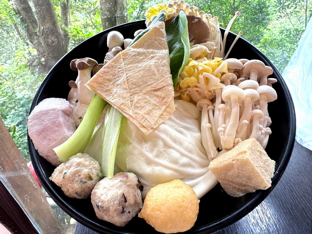 菇神新社店|台中新社人氣餐廳,米其林必比登連5年推薦,必吃香菇火鍋、炸菇、熱炒推薦 @猴屁的異想世界 菇神新社店|台中新社人氣餐廳,米其林必比登連5年推薦,必吃香菇火鍋、炸菇、熱炒推薦 @猴屁的異想世界