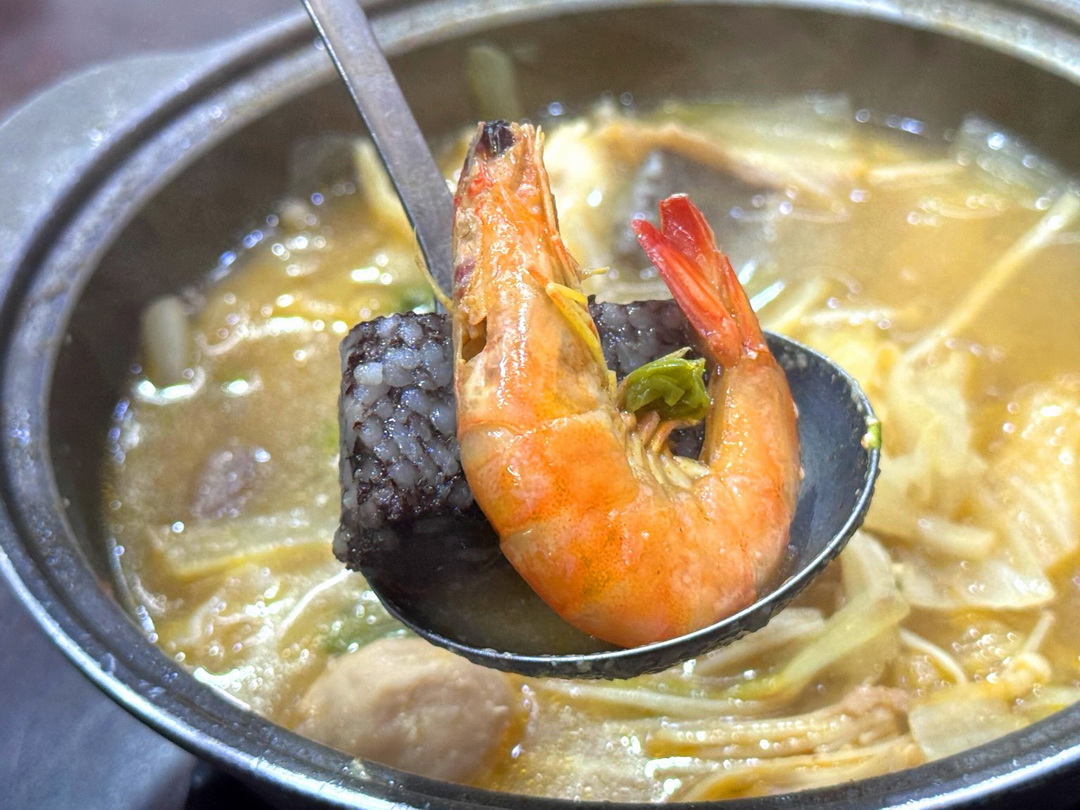 【八鮮鍋海臭臭鍋台中店】西屯平價火鍋推薦!白飯飲料冰淇淋吃到飽,麻辣牛奶鍋超香濃必點! @猴屁的異想世界 【八鮮鍋海臭臭鍋台中店】西屯平價火鍋推薦!白飯飲料冰淇淋吃到飽,麻辣牛奶鍋超香濃必點! @猴屁的異想世界
