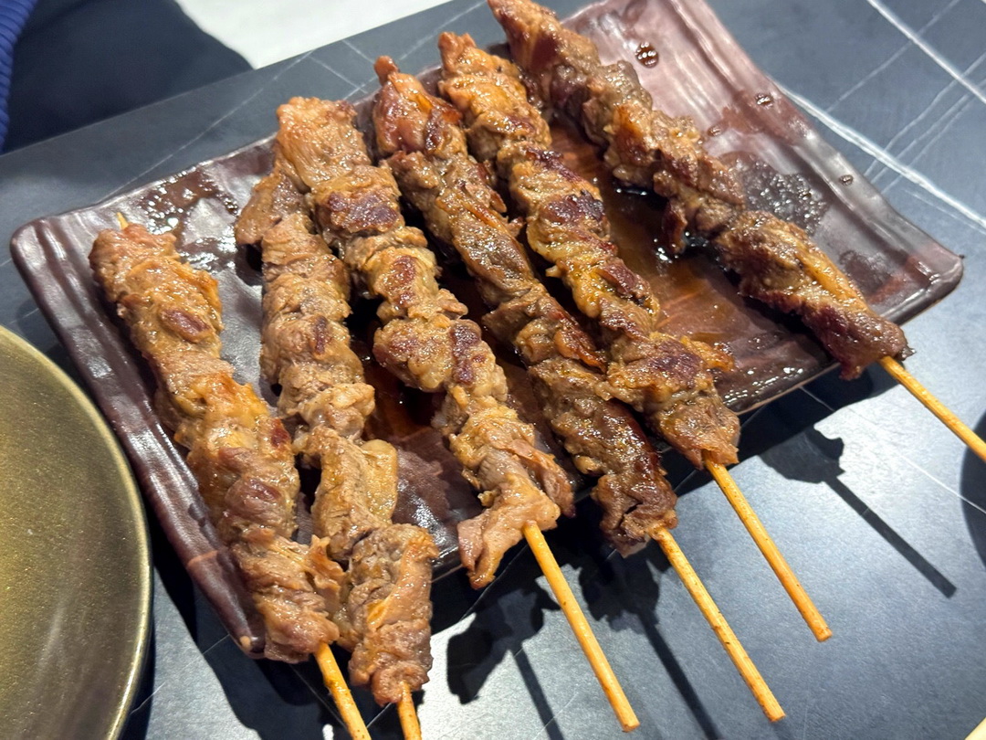 這間串燒|高雄串燒吃到飽,生魚片、壽司、炸物通通有!還有各種熱炒鍋物太澎湃 @猴屁的異想世界 這間串燒|高雄串燒吃到飽,生魚片、壽司、炸物通通有!還有各種熱炒鍋物太澎湃 @猴屁的異想世界