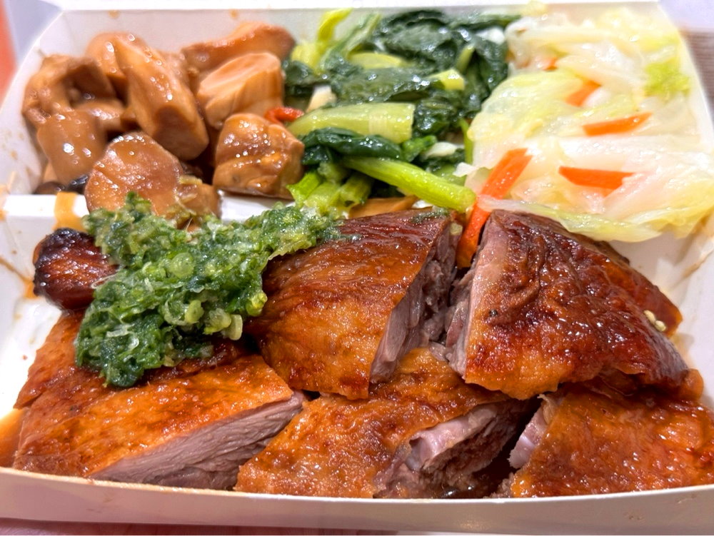 食為大港式燒臘|台中西屯路燒臘推薦,脆皮鴨腿飯超好吃,招牌四寶飯必點 @猴屁的異想世界 食為大港式燒臘|台中西屯路燒臘推薦,脆皮鴨腿飯超好吃,招牌四寶飯必點 @猴屁的異想世界