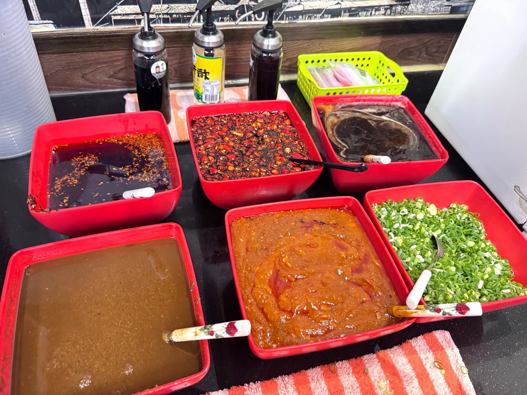三媽臭臭鍋逢甲店|台中最好吃的三媽分店,平價個人鍋附飲料冰淇淋吃到飽!大腸臭臭鍋必點 @猴屁的異想世界 三媽臭臭鍋逢甲店|台中最好吃的三媽分店,平價個人鍋附飲料冰淇淋吃到飽!大腸臭臭鍋必點 @猴屁的異想世界