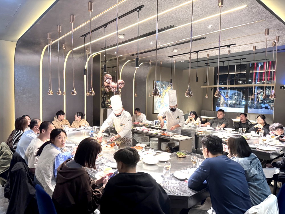 【夏慕尼台灣大道店】台中慶生首選,星級聯名和牛、脆皮鴨胸,還有超驚喜壽星儀式感! @猴屁的異想世界 【夏慕尼台灣大道店】台中慶生首選,星級聯名和牛、脆皮鴨胸,還有超驚喜壽星儀式感! @猴屁的異想世界