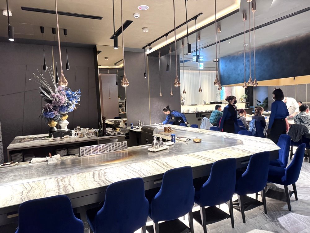 【夏慕尼台灣大道店】台中慶生首選,星級聯名和牛、脆皮鴨胸,還有超驚喜壽星儀式感! @猴屁的異想世界 【夏慕尼台灣大道店】台中慶生首選,星級聯名和牛、脆皮鴨胸,還有超驚喜壽星儀式感! @猴屁的異想世界