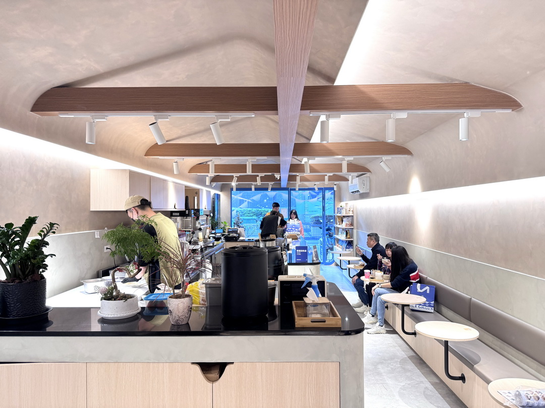 【涼糧甜品】台中南屯質感系冰店,必點炭焙烏龍雪花冰、冬季熱甜湯,外帶兩碗再送質感保冷袋! @猴屁的異想世界 【涼糧甜品】台中南屯質感系冰店,必點炭焙烏龍雪花冰、冬季熱甜湯,外帶兩碗再送質感保冷袋! @猴屁的異想世界