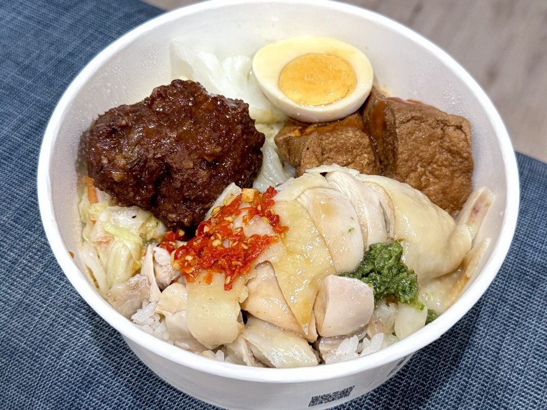 【雞肉本家逢甲店】台中逢甲便當推薦,超嫩海南雞配上獅子頭,簡約質感系飯食推薦! @猴屁的異想世界 【雞肉本家逢甲店】台中逢甲便當推薦,超嫩海南雞配上獅子頭,簡約質感系飯食推薦! @猴屁的異想世界