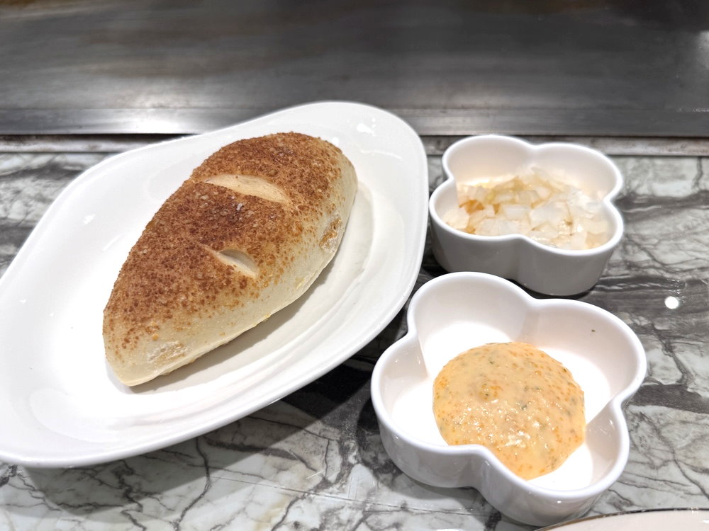 【夏慕尼台灣大道店】台中慶生首選,星級聯名和牛、脆皮鴨胸,還有超驚喜壽星儀式感! @猴屁的異想世界 【夏慕尼台灣大道店】台中慶生首選,星級聯名和牛、脆皮鴨胸,還有超驚喜壽星儀式感! @猴屁的異想世界